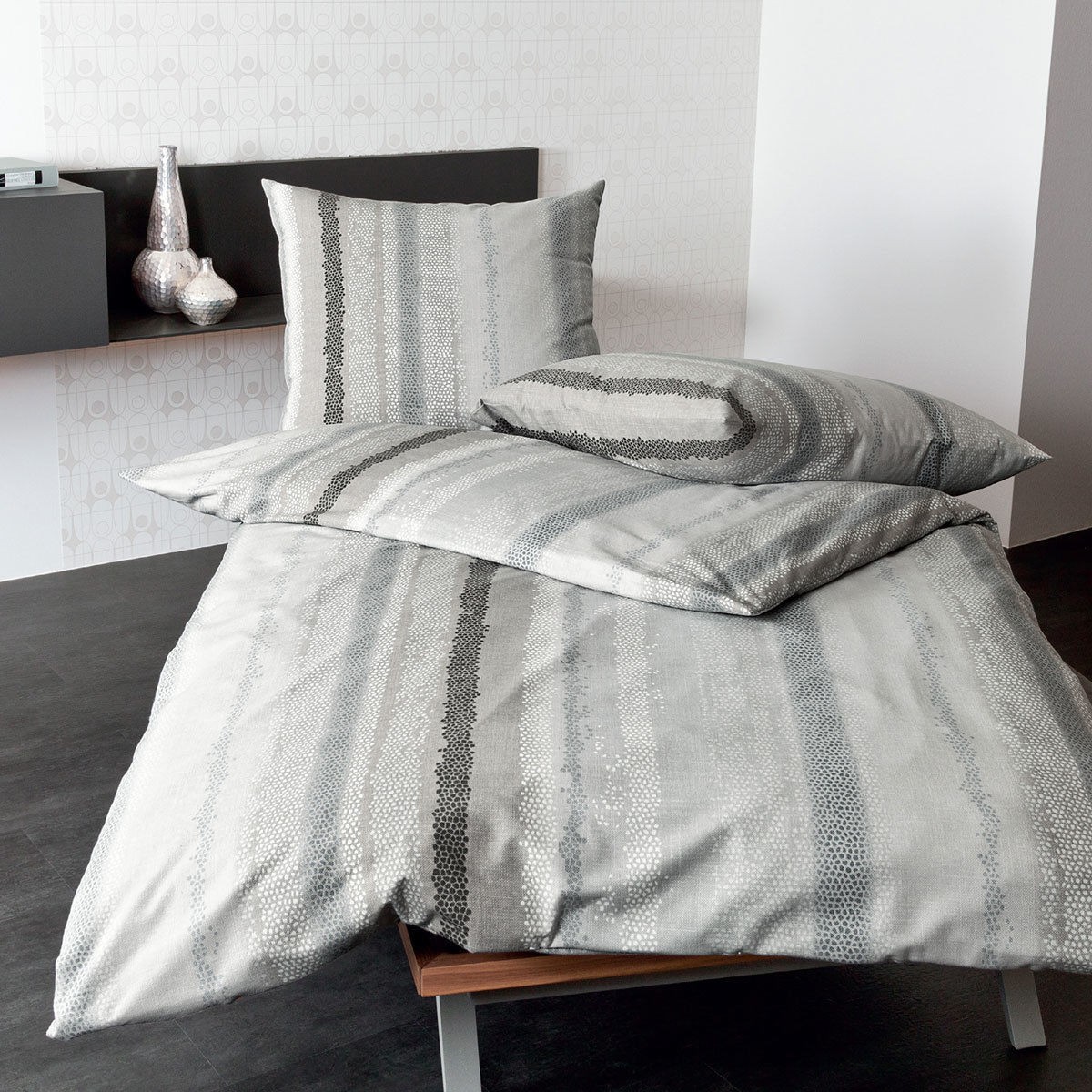 Janine Biber 1B-Bettwäsche 135x200 Davos 65042-08 Streifen platin beige Janine Biber 1B-Bettwäsche 135x200 Davos 65042-08 Streifen platin beige von Janine Design GmbH