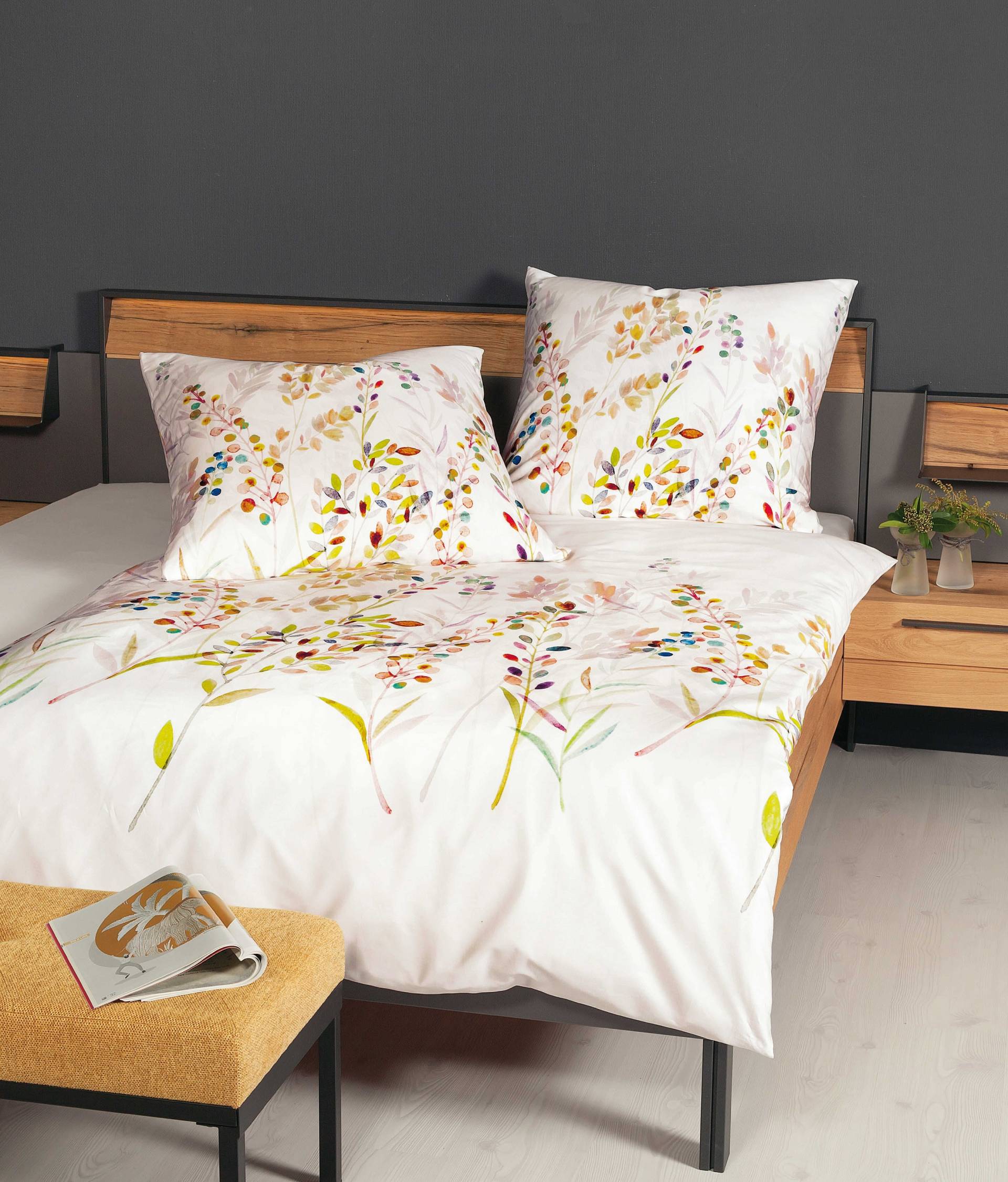 Janine Modern Art Mako-Satin Bettwäsche 135x200 Blätter Gräser Herbst 42120-09 Janine Modern Art Mako-Satin Bettwäsche 135x200 Blätter Gräser Herbst 42120-09 von Janine Design GmbH