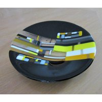 Wie Eine Biene Beschäftigt Zeitgenössisch Geschmolzene Glasschale von JanuaryMayDesigns