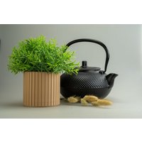 Design Blumentopf Mit Integriertem & Abnehmbarem Untersetzer | Chokorēto Japandi von JapandiDesignStudios