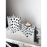 Zwei Dalmatiner-Kerzenhalter | Würfel Kerzenhalter Wohnaccessoires Wohndekor Kerzen Dalmatiner von JasmineAliceHome
