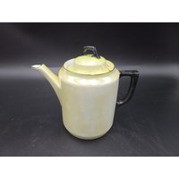 Bavaria Yellow Lustreware Lusterware Teekanne Mit Schwarzen Griffen 6 1/2" von JasonsCollectables