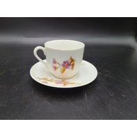 Frühe Antike China Teetasse Und Untertasse Von Hand Bemalt Blumen von JasonsCollectables