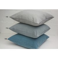 Kvadrat Steelcut Trio Kissenbezug Wollmischung, Blautöne Kvadrat Steelcut Trio Kissenbezug Wollmischung, Blautöne von JaspidStudio