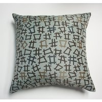 Maharam Emblem Kissen Mid-Century Modern Beige Braun Tic Tac Toe Gitter Maharam Emblem Kissen Mid-Century Modern Beige Braun Tic Tac Toe Gitter von JaspidStudio