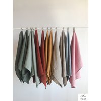 Set Von 2, 4 Und 6 Stonewashed Leinen-Geschirrtüchern in Verschiedenen Farben, Handgemachte Geschirrtücher, Weiche Küchentücher von JaujaLinen