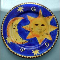 Vintage, Seltene Hausenware Handgefertigt & Handbemalt "Sonne Und Der Mond Speiseteller" Sammler Keramik Teller 10, 5" von Jaxsprats