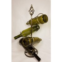 stehendes Weinregal von JaysMetalStudio