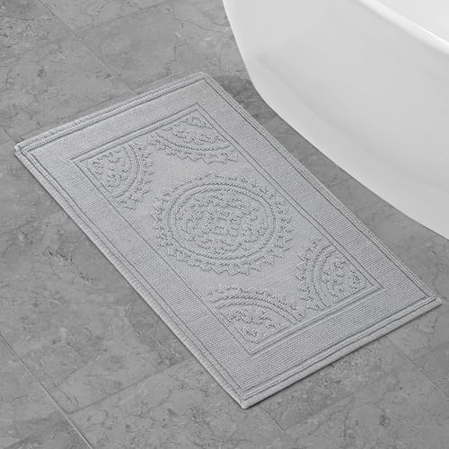 Jean Pierre New York Cotton Stonewash Medallion 21x34 in.Bath Rug, Gray von Jean Pierre New York