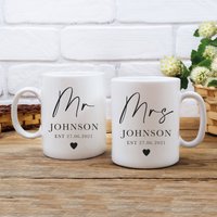 Personalisierte Mr & Mrs-Tassen, Personalisiertes Hochzeitsgeschenk, Paar-Tassen - Und Mrs Geschenk von JeanAndMoon