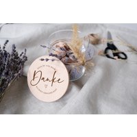 Aufbewahrungsglas | Danke Dass Du Uns Beim Wachsen Geholfen Hast Geschenk Zum Abschied Kindergarten, Kita Glas Mit Graviertem Holzdeckel von JelliesDesign