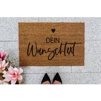 Kokos Fussmatte Mit Deinem Wunschtext - Geschenk Für Einzug Umzug Mit Kleinem Herz Einweihungsgeschenk Hochzeitsgeschenk Zuhause von JelliesDesign