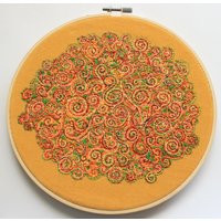 stickerei Abstrakte Kunst Handgemachte Hand Genäht Home Decor Nähen Wandbehang Gelb Herbst von JenMDoherty