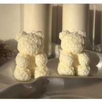 Teddy Bär Kerze - 100% Soja Wachs Niedlicher Rosen Teddy Perfektes Geschenk Für Dich Selbst Oder Jemand Anderen Jendles Teddy Bär Kerze - 100% Soja Wachs Niedlicher Rosen Teddy Perfektes Geschenk Für Dich Selbst Oder Jemand Anderen Jendles von Jendles