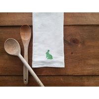 Osterhase Geschirrtuch von JenniferHeleneHome
