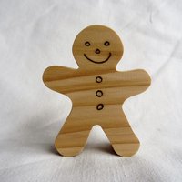 3 Weihnachtsdekorationen Aus Natürlichem Fichtenholz, Lebkuchenmann 3 Weihnachtsdekorationen Aus Natürlichem Fichtenholz, Lebkuchenmann von Jereveenbois