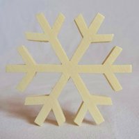 Konvolut Mit 5 Schneeflocken, Weihnachtsdekoration Aus Natürlichem Pappelholz, Zum Aufhängen, Gepflegte Verarbeitung, Sehr Fein Geschliffen Konvolut Mit 5 Schneeflocken, Weihnachtsdekoration Aus Natürlichem Pappelholz, Zum Aufhängen, Gepflegte Verarbeitung, Sehr Fein Geschliffen von Jereveenbois
