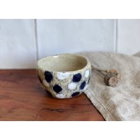 Blau-Weiß Gesprenkelte Schale von JessGrayArt