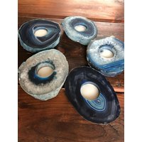 Große Blaue Achat Scheibe Mikrokristallinen Quarz Teelicht Kerzenhalter Ornament Geschenk Große Blaue Achat Scheibe Mikrokristallinen Quarz Teelicht Kerzenhalter Ornament Geschenk von JewelCrystalsLtd
