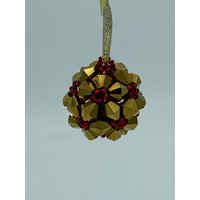Gold Und Rot Glas Rocailles Perlen Ball Ornament von JewelGrotto