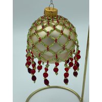 Verrechnete Rocailles Perle Und Glas Ornament Cover von JewelGrotto
