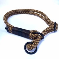 Premium Tau-Halsband Zugstopp Mit Leder-Takelung in Braun Und Schwarz Schwarzen Beschlägen Hund von JewelsNapfgerecht