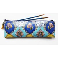 Federmäppchen Aus Kunstleder Mit Blumenmuster von JiggleMaWiggle