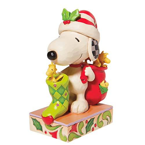 Enesco Peanuts von Jim Shore Snoopy mit Woodstocks und Einer Strumpffigur, 17,8 cm, Mehrfarbig von Enesco