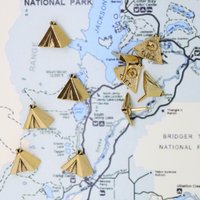 Tent Map Pins - Set Von 10 - Gold Oder Silber - Mp102 - Zeigen Sie Ihre Reisen Mit Unseren Camping Themed Pins An von JimClift