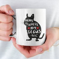 Home Is Where My Degus Are Tasse Lustiger Degu Spruch Auf Kaffeetasse Geschenk Für Deguhalter Octodon Kaffeebecher Home Is Where My Degus Are Tasse Lustiger Degu Spruch Auf Kaffeetasse Geschenk Für Deguhalter Octodon Kaffeebecher von JimbeelsGermany