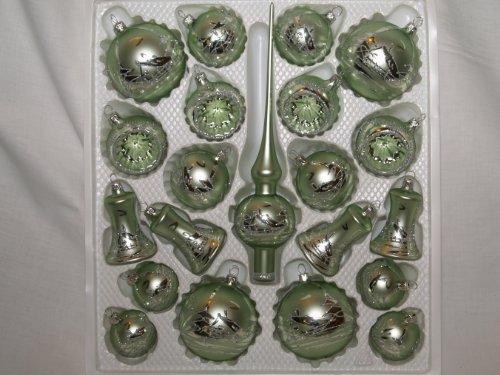 Jingle Bells Lauscha 21teilig Pastell Lindgrün Weihnachtskugeln Set mit Spitze von Jingle Bells Lauscha