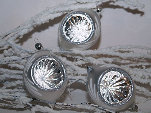 Jingle Bells Lauscha Christbaumkugel Wanda Silber Reflexolive 3Stck. per Box von Jingle Bells Lauscha