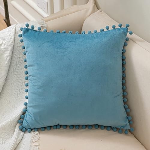 JinweiS 3 einfarbige Kissenbezüge mit Haarball, klassisch und zeitlos, reine Farbe, einfache Kissenbezüge, mit jedem Bett ist brillant, 45 x 45 cm (Himmelblau) von JinweiS