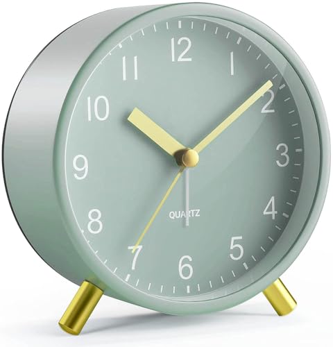 Jisile Wecker Analog, Wecker Ohne Tickgeräusche, Moderner Quarzwecker mit goldenem Ständer, Salbeigrün Zifferblatt, Retro Wecker, Batterie Wecker, Schlafzimmer Uhr von Jisile