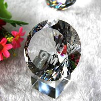 Gravierter Glas Diamant Briefbeschwerer, Personalisiertes Geschenk Für Mama, 13 cm von Jkkgifts