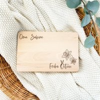 Frühstücksbrett Personalisiert, Personalisiertes Geschenk Mama, Kindergeschenke Ostern, Brettchen Kinder, Ostergeschenk Großeltern, Oma, Opa von JmomentsShop