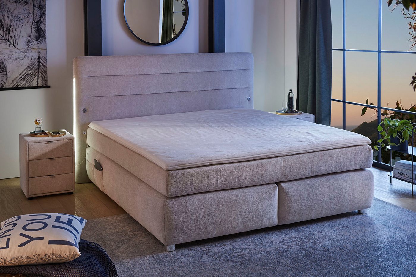 Jockenhöfer Gruppe Boxspringbett Livia, inklusive LED-Beleuchtung, 4x USB-Ladeports, 7-Zonen-TTFK-Matratze Jockenhöfer Gruppe Boxspringbett Livia, inklusive LED-Beleuchtung, 4x USB-Ladeports, 7-Zonen-TTFK-Matratze von Jockenhöfer Gruppe