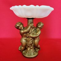Vintage Milchglas Schminkschale Mit Keramik Cherub Sockel Schmuckteller Deko von JodamelTreasures