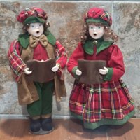 Vintage Weihnachtssingle Junge Und Mädchen Puppe Mit Musikbuch 2Er Set Vintage Weihnachtssingle Junge Und Mädchen Puppe Mit Musikbuch 2Er Set von JodamelTreasures