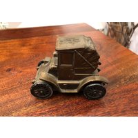 Vintage 1960Er Jahre Leawood National Bank Cast Metal Antique Automobile - Kansas Car von JoeBlake