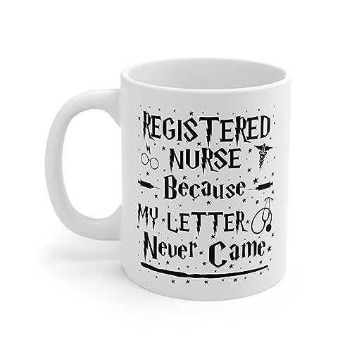 JohnPartners993 Kaffeetasse mit der Aufschrift "Registered Nurse Because My Letter Never Came – Registered Nurse Graduation" – 325 ml von JohnPartners993