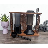 Kaffee Press Stand - Bar Organizer Küchen Organisation Dekor Coffee Shop Box von JohnnyAndJeanne