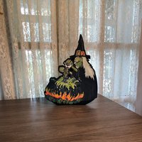 Retro Halloween Dekoration - Hexe Mit Kessel von JollyJoesCraftShop