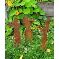 Edelrost Musikerinnen, Die Ein Ständchen Spielen. Originelle Rostfiguren Für Den Eingangsbereich, Balkon Oder Garten von JonoliShop