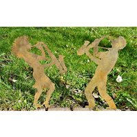 Edelrost Saxophonisten Spielen Fetzige Musik. Die Originelle Gartendeko Ist Aus Metall Mit Rostpatina von JonoliShop