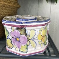 Coimbra Portugal Keramik Blumen Einzelner Stiel Tulpe Blumenvase Übertopf Oktagon von JoshuaTreeGoods