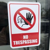 No Trespassing Reflective/Glanz Sticker von JoyBoxPrinting