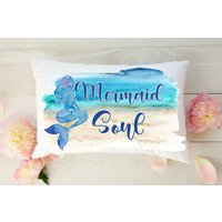 Meerjungfrau Seelenkissen | Aquarell Küsten Dekor Strand Kissen Silhouette Wohnkultur Küstenstrand von JoyfulLifeBoutique