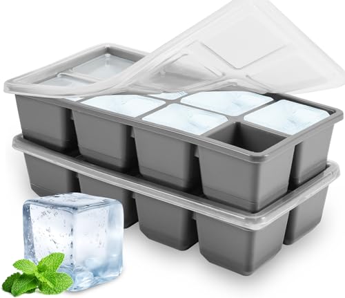 Eiswürfelform mit Deckel 4,5 CM Größe, JRISBO 2 Pack BPA-Frei Silikon Eiswürfelbehälter XL Groß Würfel Eisformen, Flexibler Boden Grosse Eiswürfelformen für Cocktail Whiskey Kaffee von Jrisbo