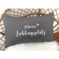 Kissen Lieblingsplatz Personalisiert Mit Namen, Geschenk Für Mama, Oma Usw von JuArt2Werkstatt
